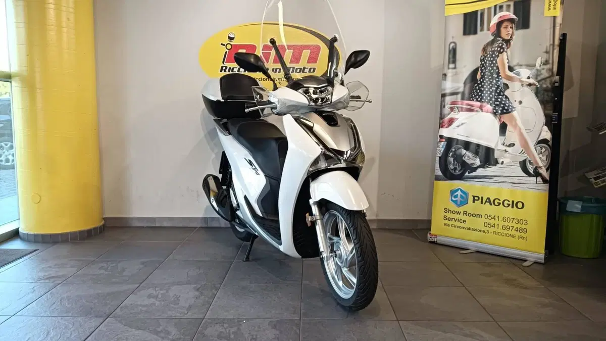 Honda SH 150i (2017 - 19) (3)
