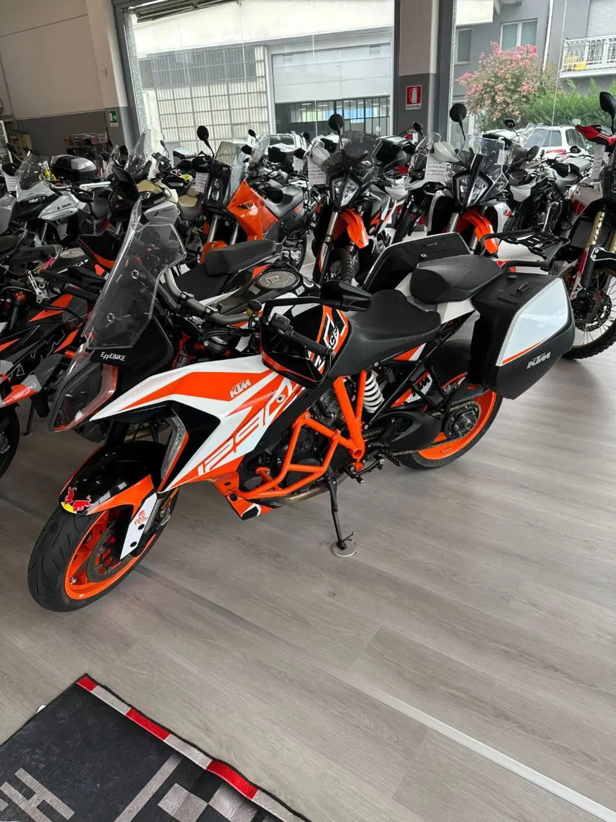 KTM 1290 Super Duke GT (2021 - 25) (2)