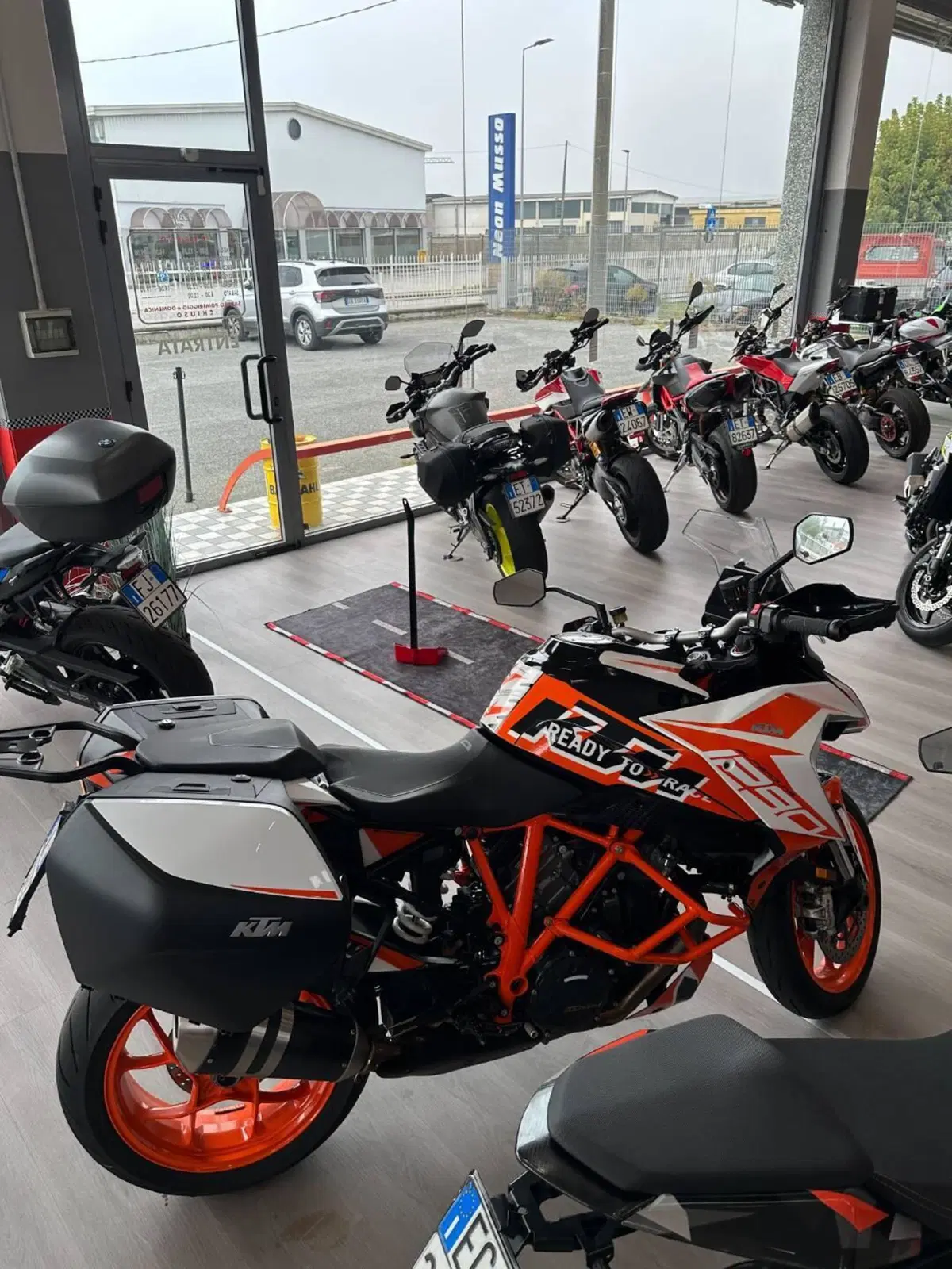 KTM 1290 Super Duke GT (2021 - 25) (3)