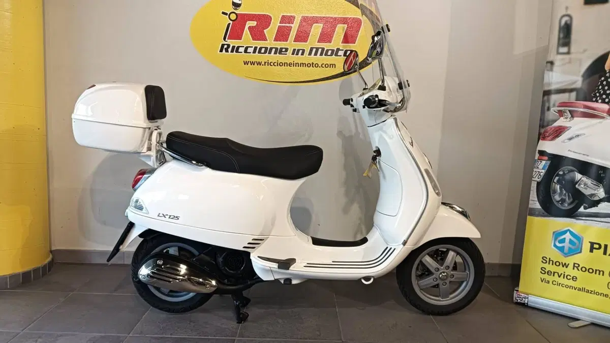 Vespa LX 125 i.e. (2009 - 12) (2)