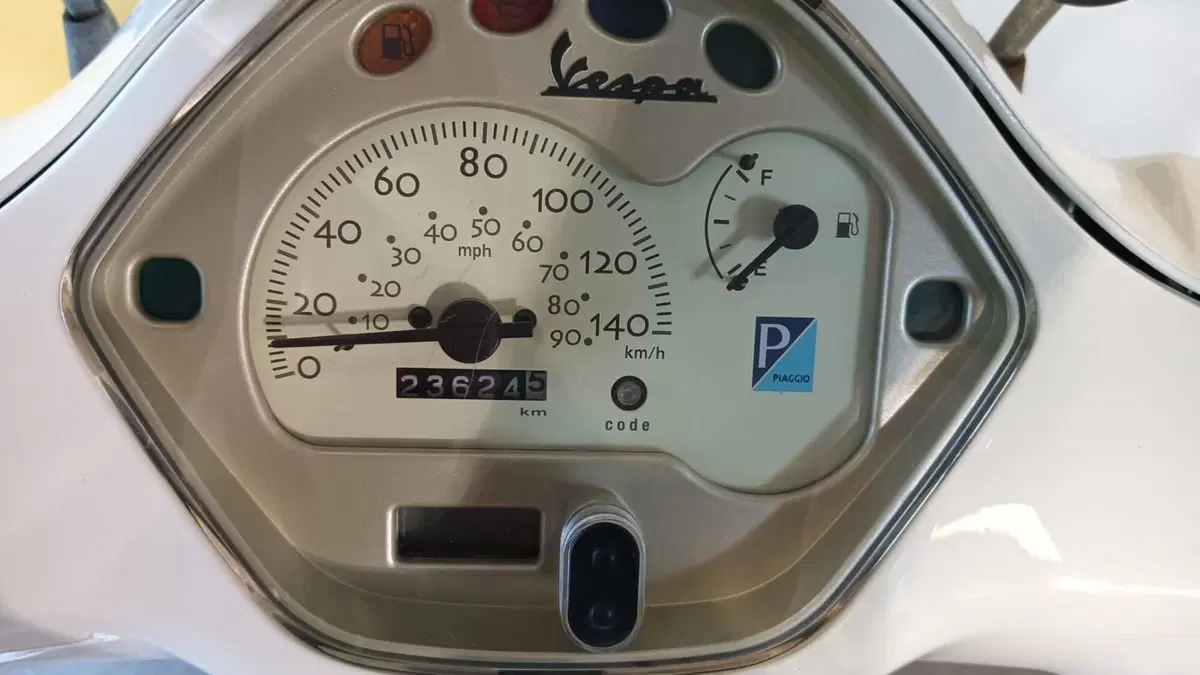 Vespa LX 125 i.e. (2009 - 12) (7)