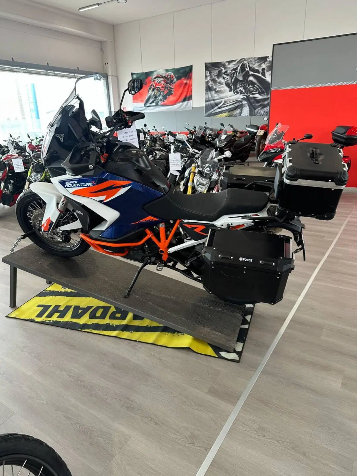 KTM 1290 Super Adventure R (2022 - 25) (2)