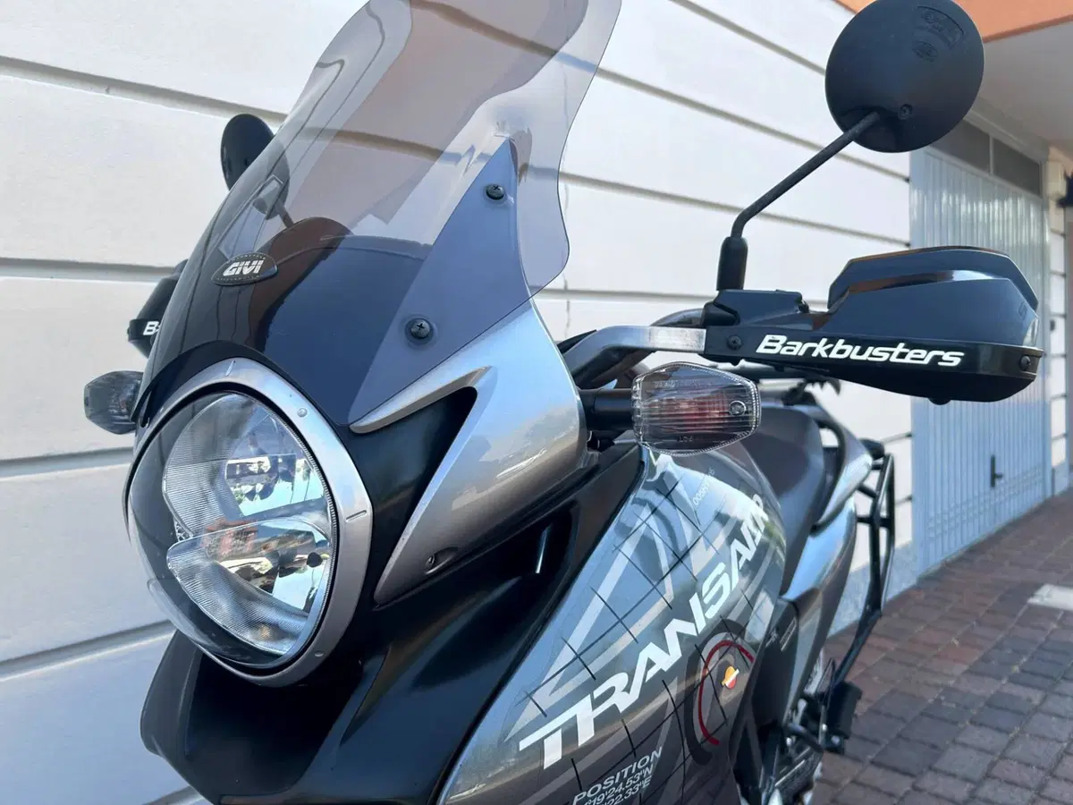 Honda Transalp XL 700 V (2007 - 13) (4)