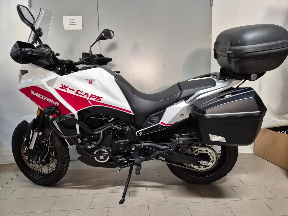 Moto Morini X-Cape 650 (2021 - 26) (3)