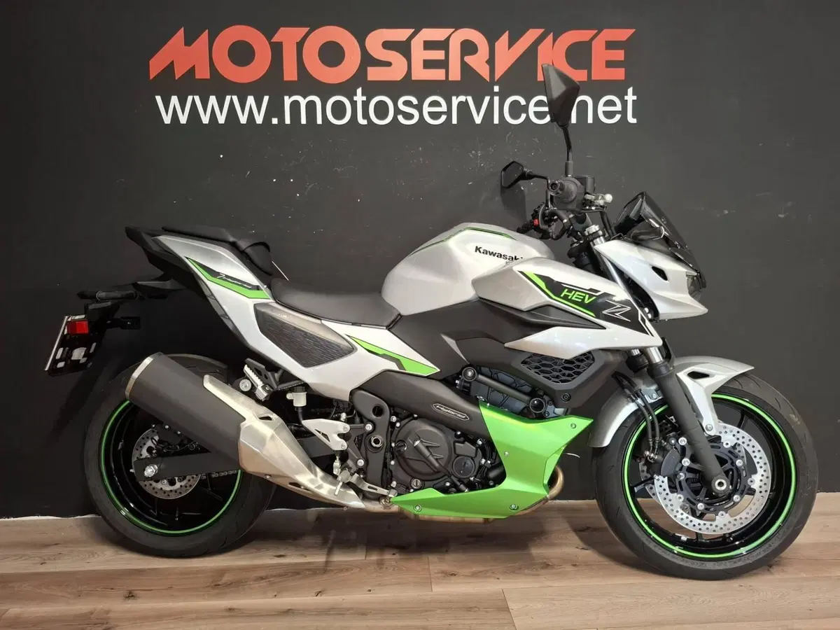 Kawasaki Z7 Hybrid (2024 - 26) (4)