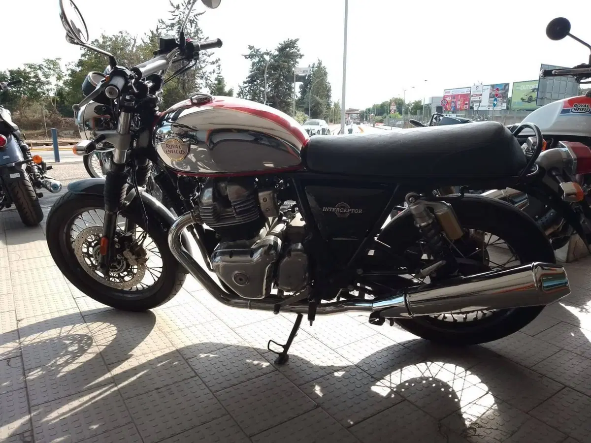 Royal Enfield Interceptor 650 (2021 - 26) (3)