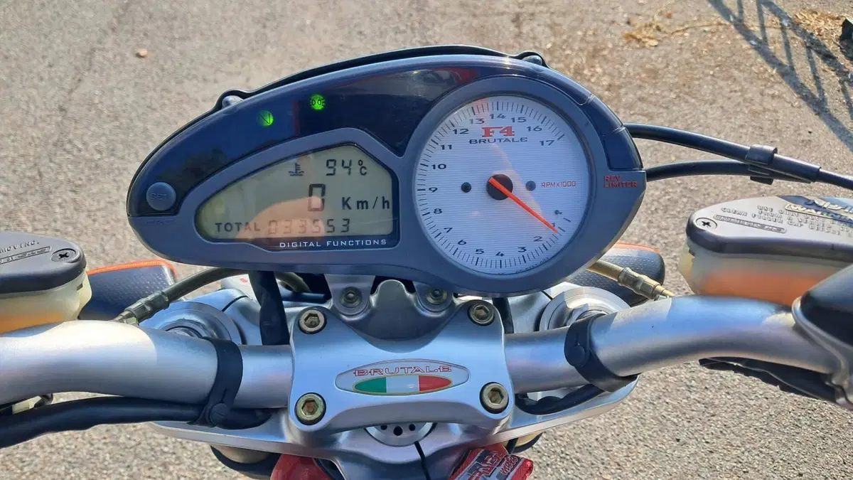 MV Agusta Brutale 750 S (2002 - 06) (5)