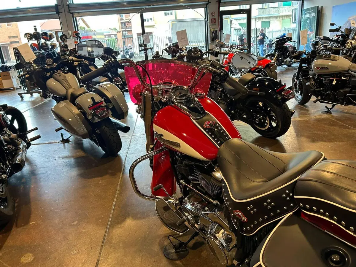 Harley-Davidson Hydra-Glide Revival (2024 - 25) (8)