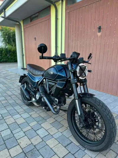 Ducati Scrambler 800 Nightshift (2023 - 24) usata