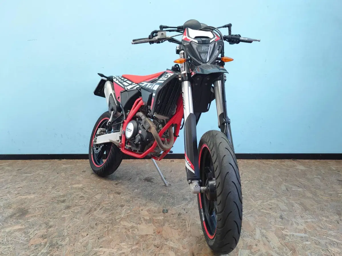 Betamotor RR 125 4T Motard LC (2021 - 23) (3)