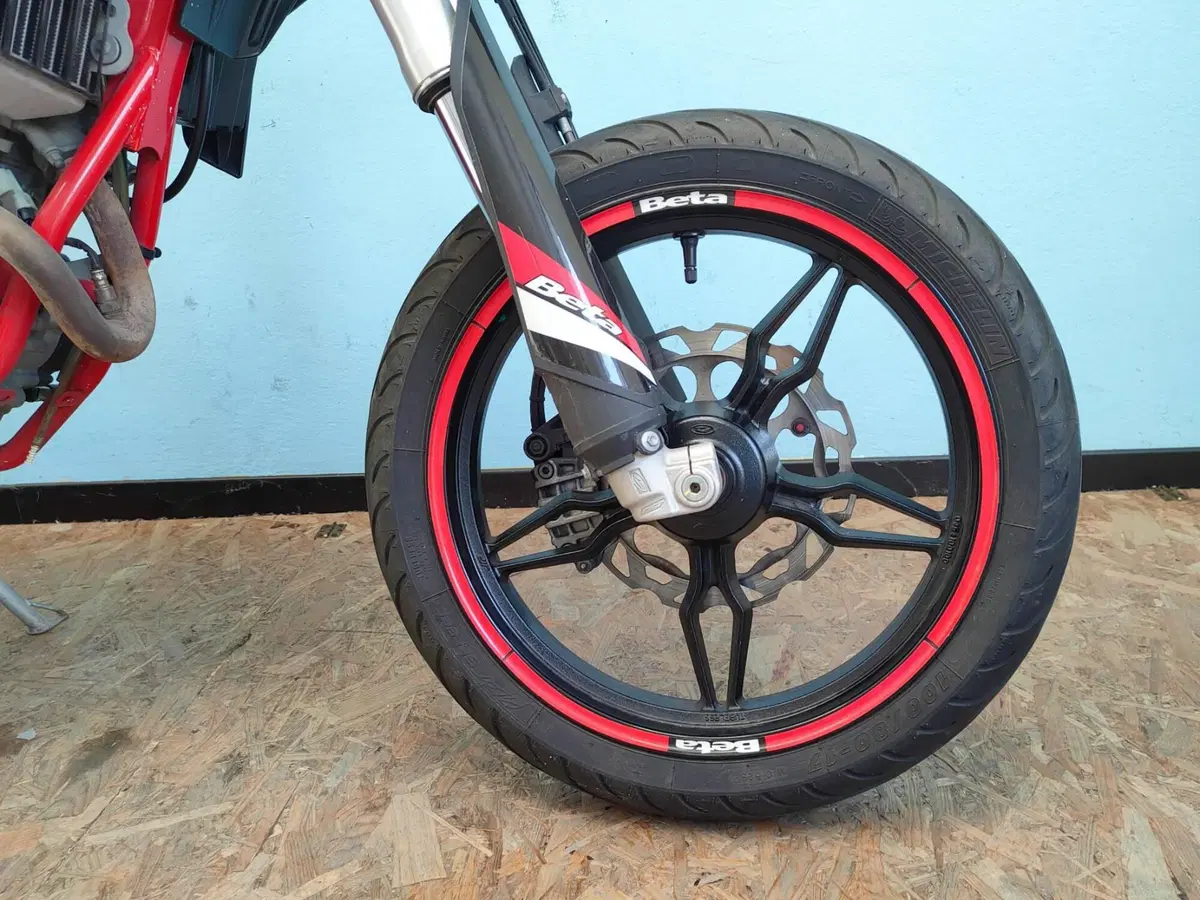 Betamotor RR 125 4T Motard LC (2021 - 23) (13)
