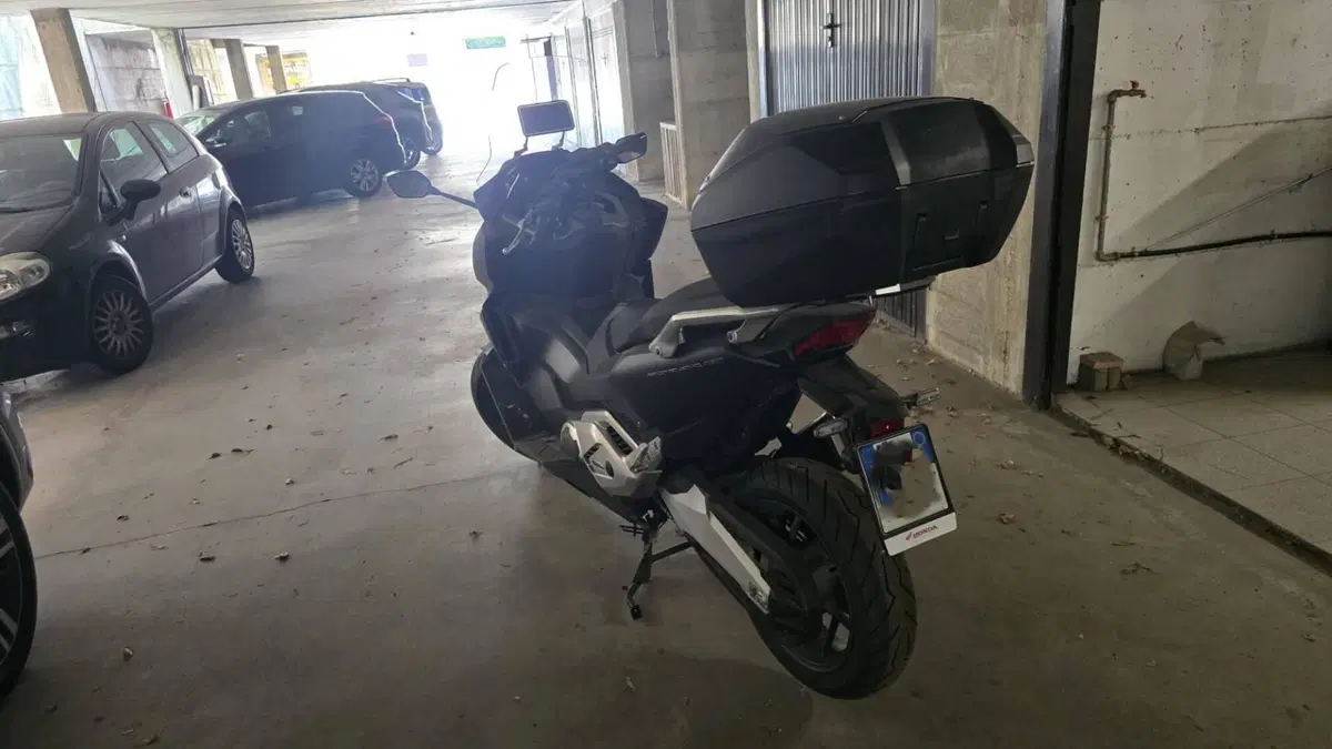 Honda Forza 750 DCT Urban (2021 - 24) (2)