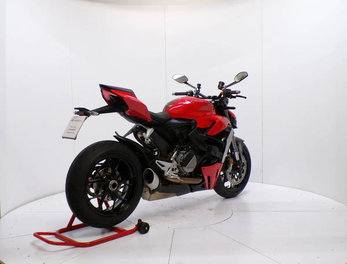 Ducati Streetfighter V2 (2022 - 24) (6)