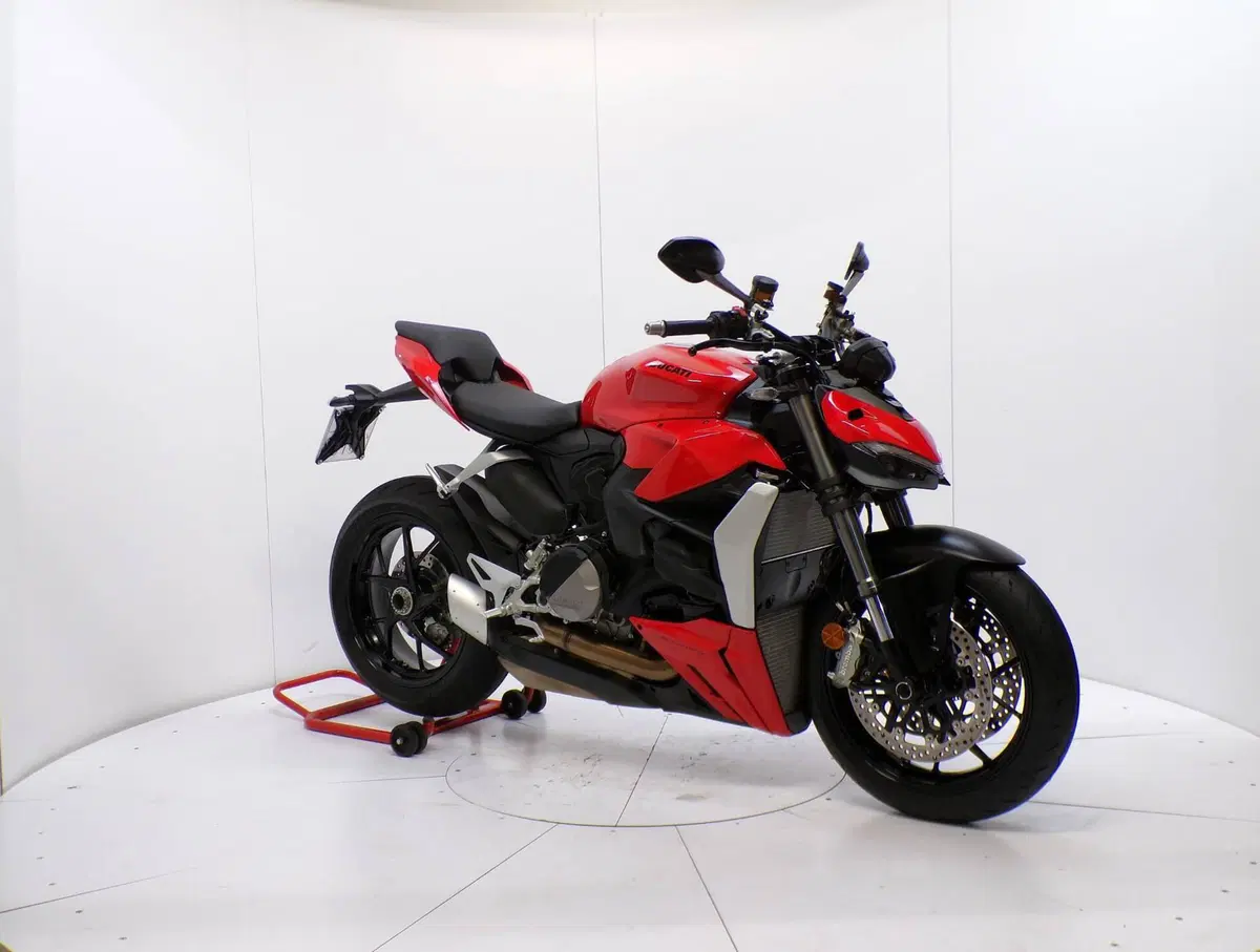 Ducati Streetfighter V2 (2022 - 24) (2)