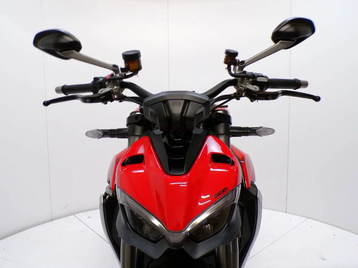Ducati Streetfighter V2 (2022 - 24) (9)
