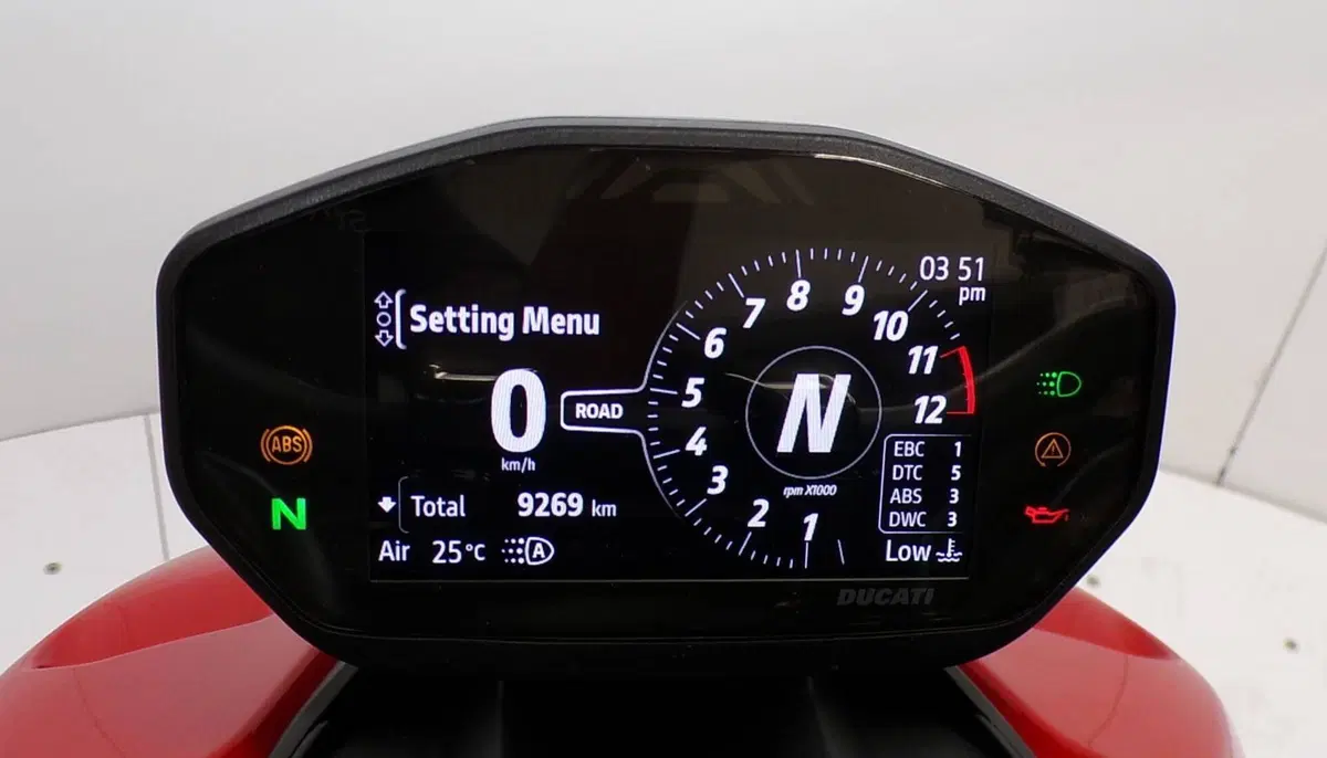Ducati Streetfighter V2 (2022 - 24) (13)