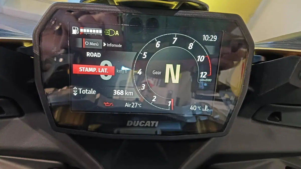 Ducati Panigale V2 S (2025 - 26) (6)