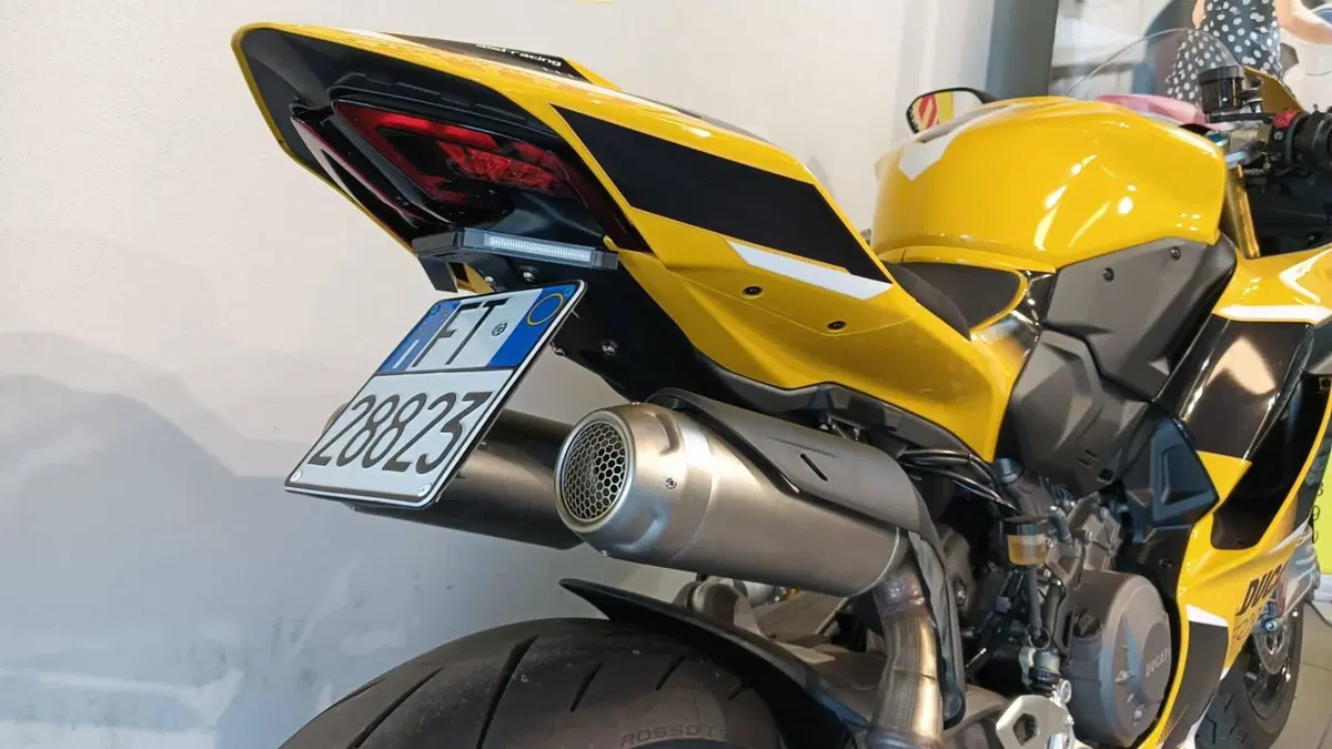 Ducati Panigale V2 S (2025 - 26) (5)