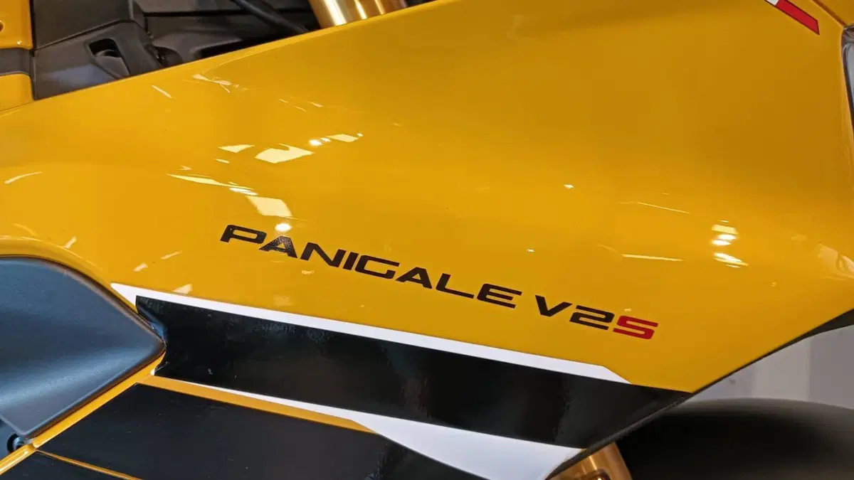 Ducati Panigale V2 S (2025 - 26) (8)