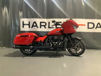 Harley-Davidson Road Glide (2024 - 26) nuova