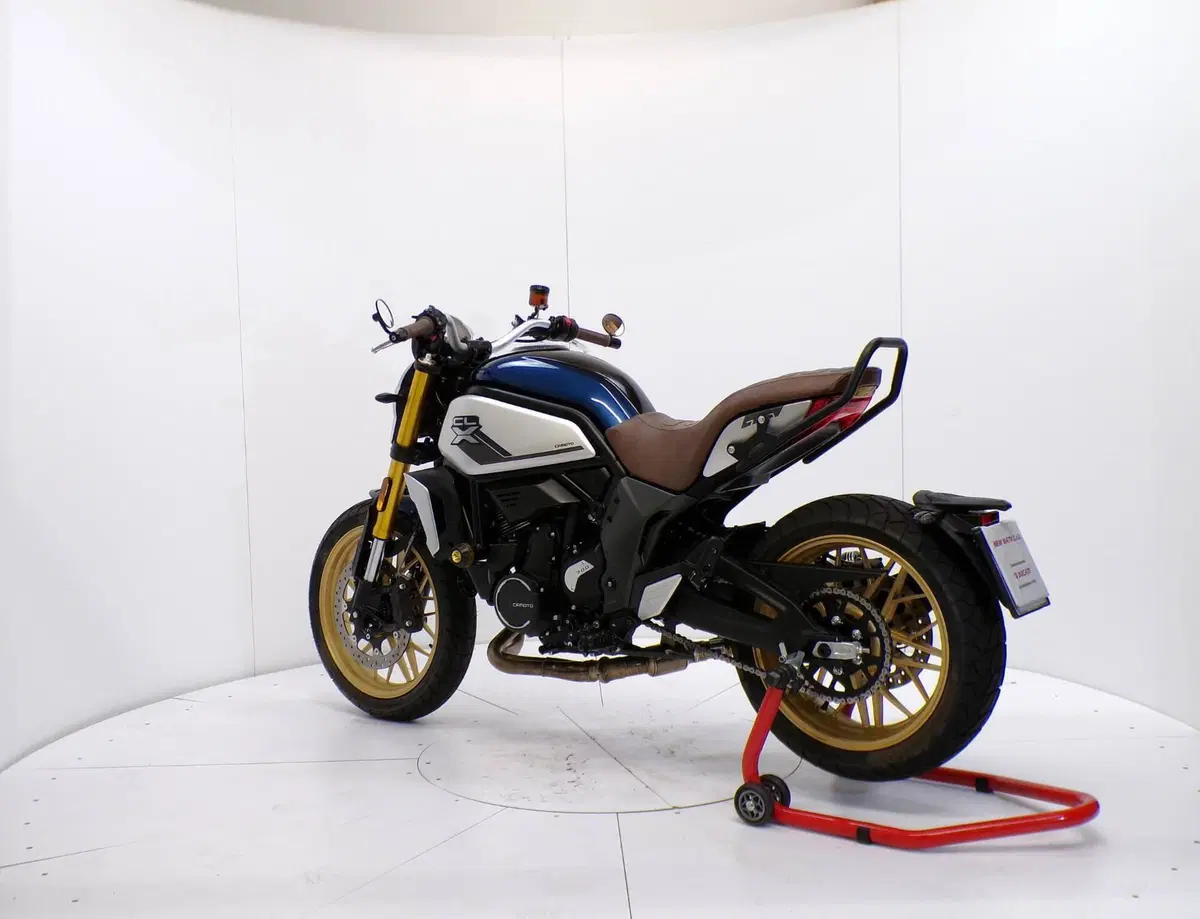CFMOTO 700CL-X Heritage (2021 - 26) (5)