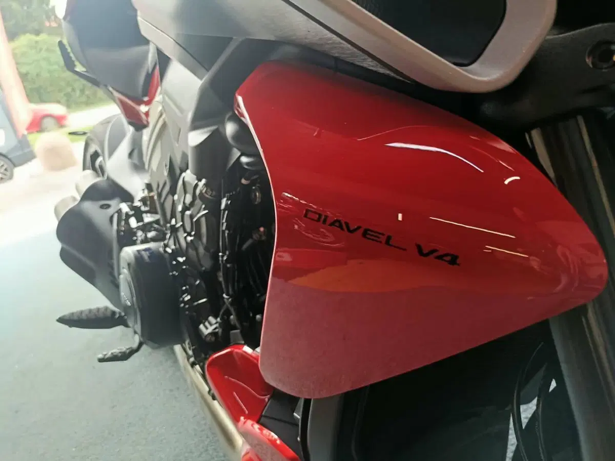 Ducati Diavel V4 (2023 - 26) (6)