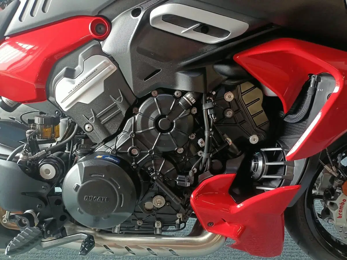Ducati Diavel V4 (2023 - 26) (11)