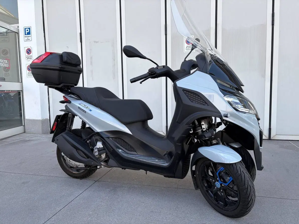 Piaggio MP3 310 Sport (2025 - 26) (3)