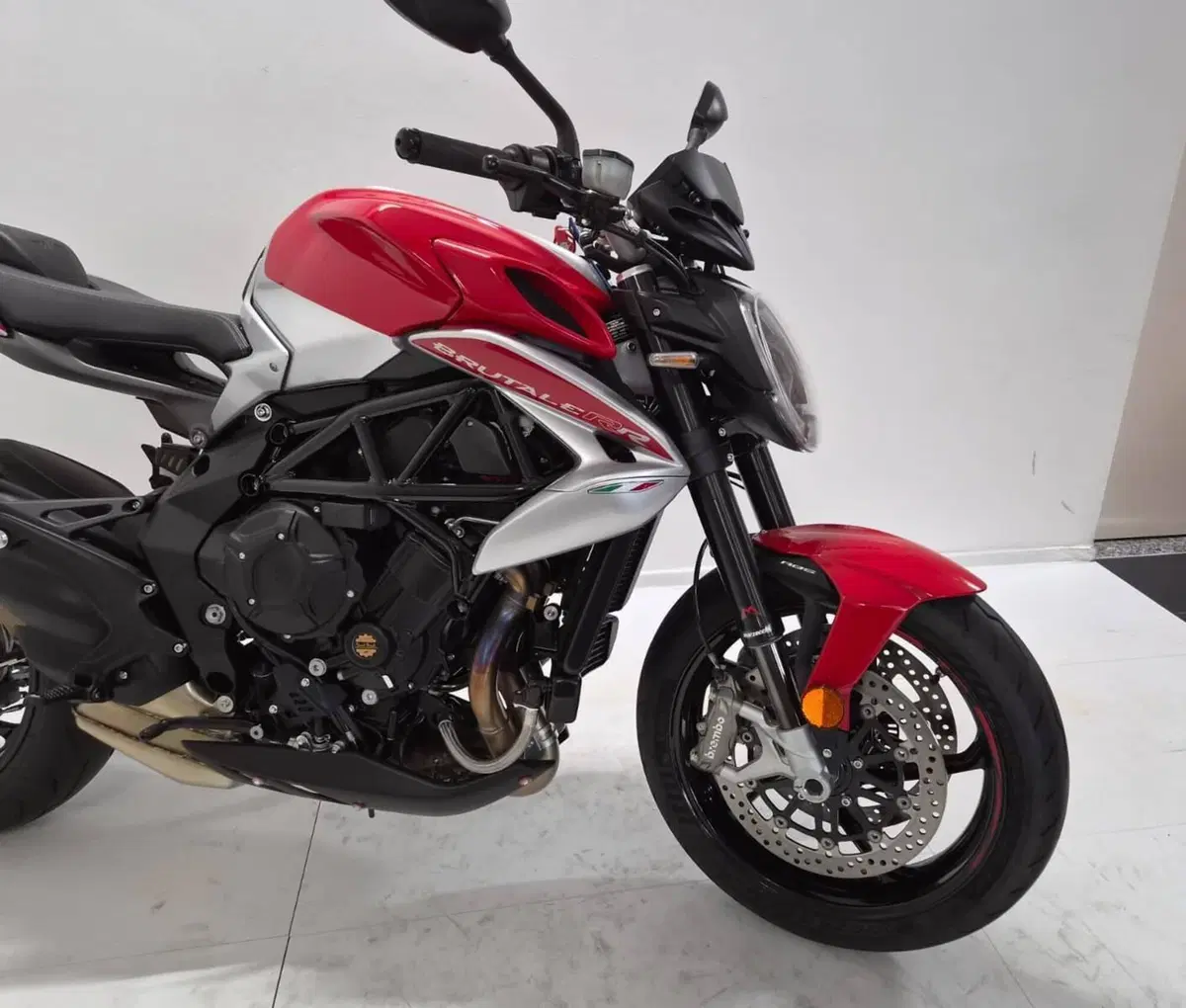 MV Agusta Brutale 800 RR (2021 - 25) (5)