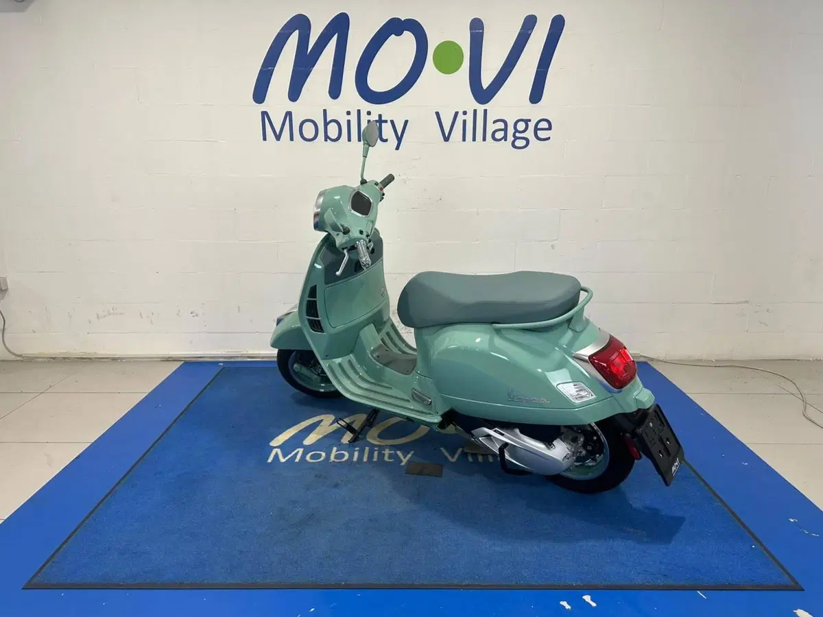 Vespa GTS 310 80th (2026) (4)