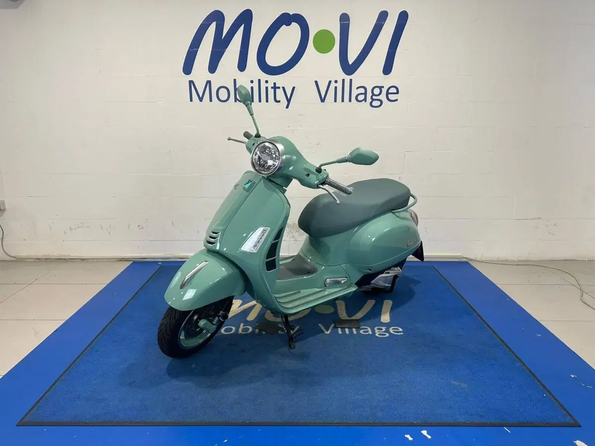 Vespa GTS 310 80th (2026) (6)