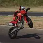 Desmo450 SM: svelati i CV e i dati tecnici della prima Ducati supermotard [VIDEO E GALLERY]