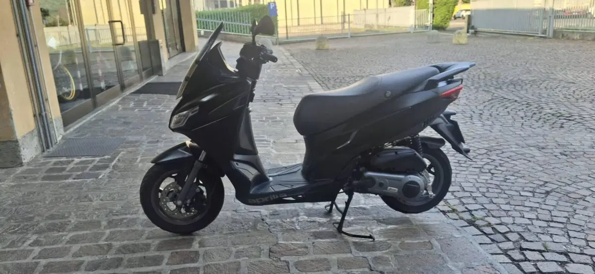 Aprilia SXR 50 (2021 - 26) (2)