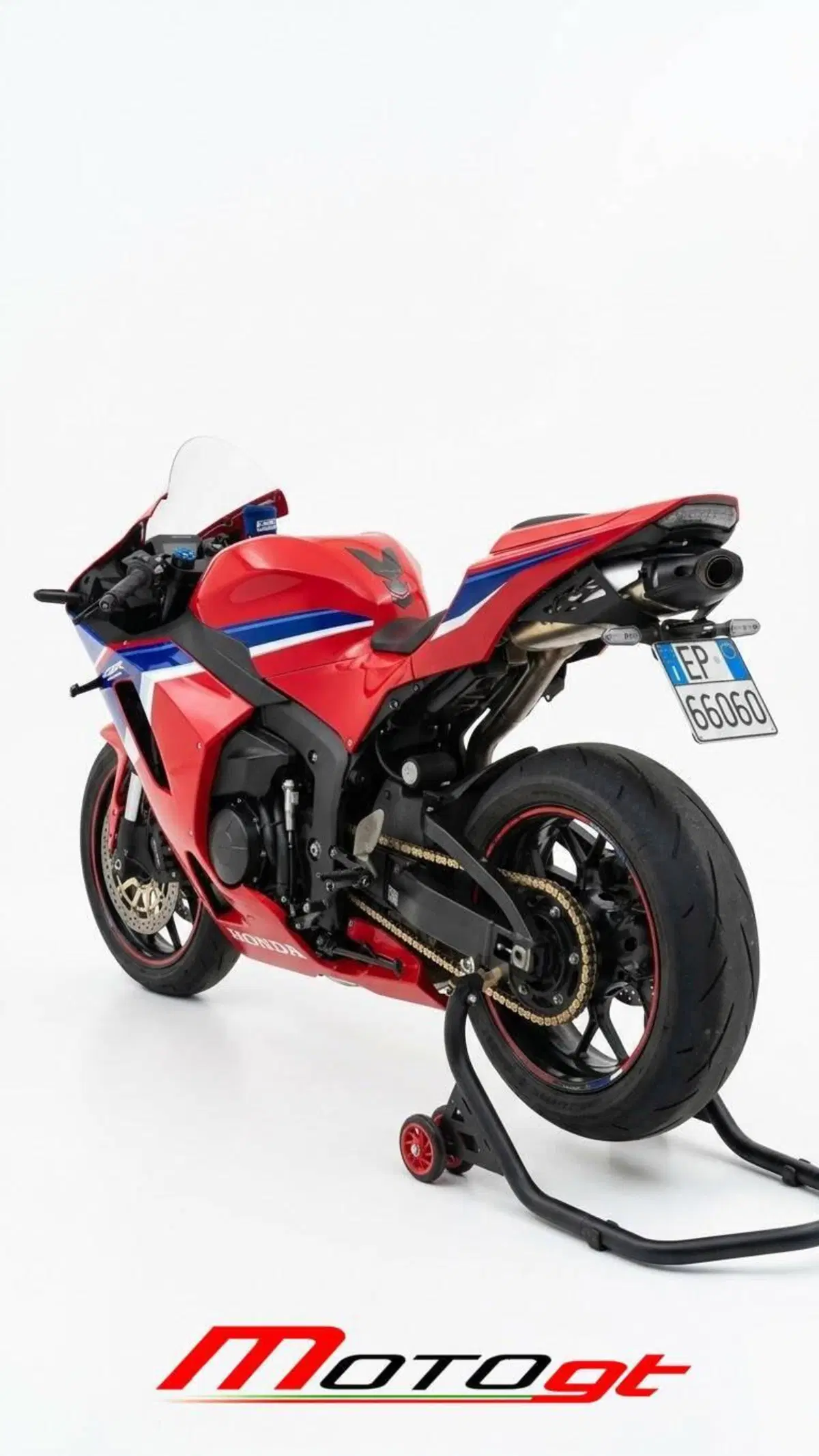 Honda CBR 600 RR (2024 - 26) (3)