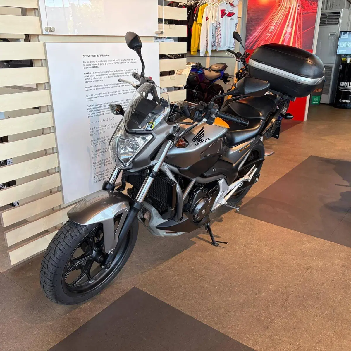 Honda NC700S DCT ABS (2011 - 14) (9)