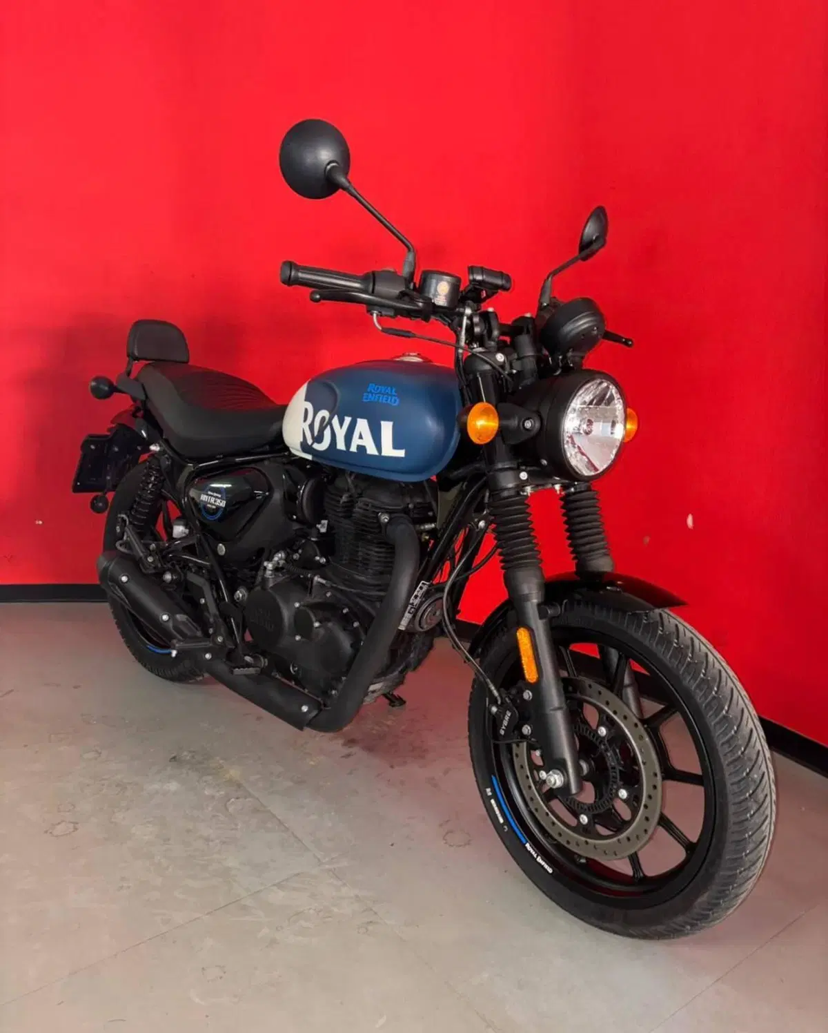 Royal Enfield Meteor 350 (2021 - 26) (2)
