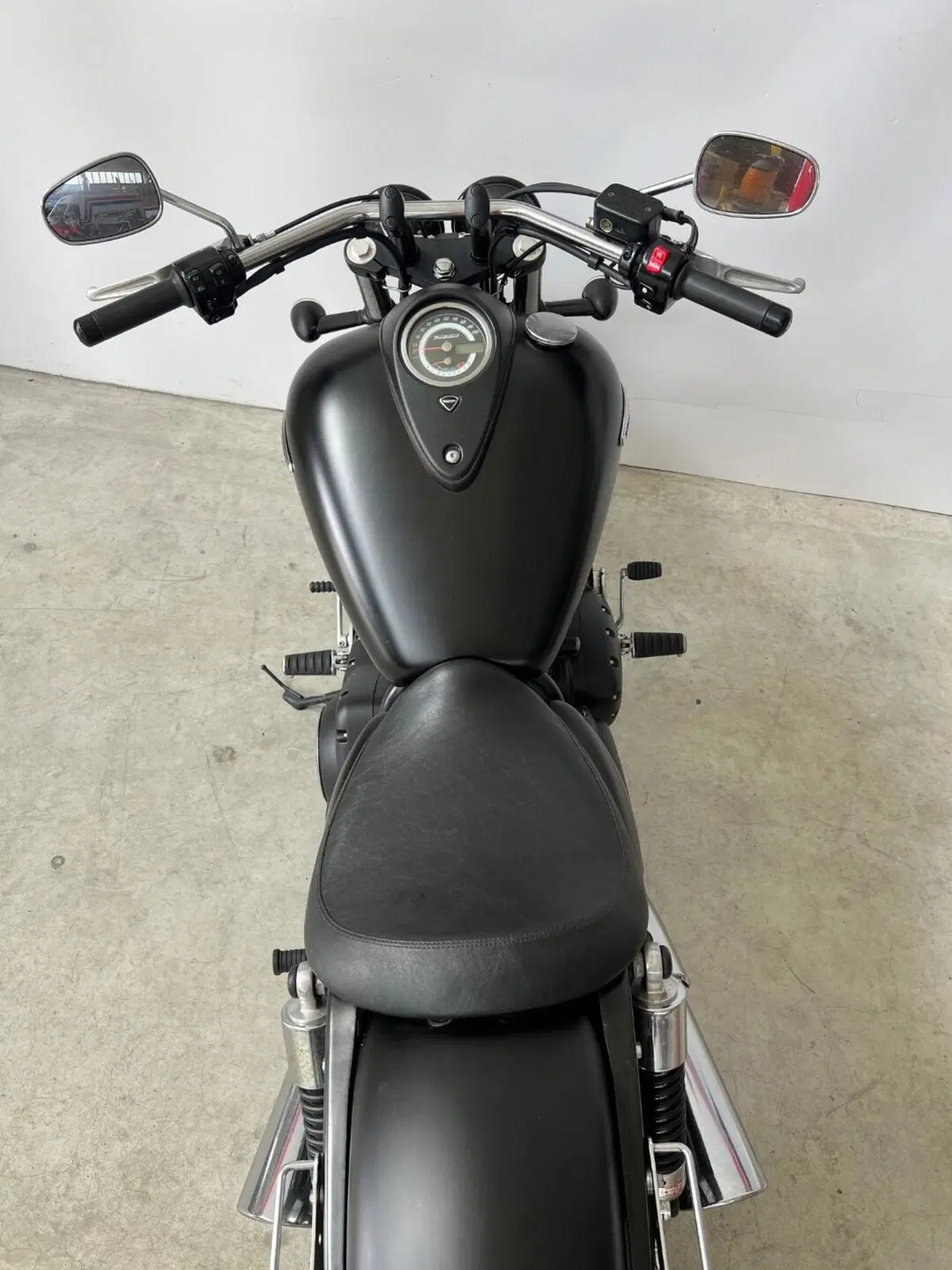Triumph Thunderbird Storm 1700 (2010 - 16) (5)