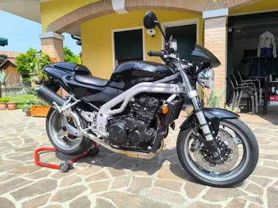 Triumph Speed Triple 955 (2002 - 04) usata