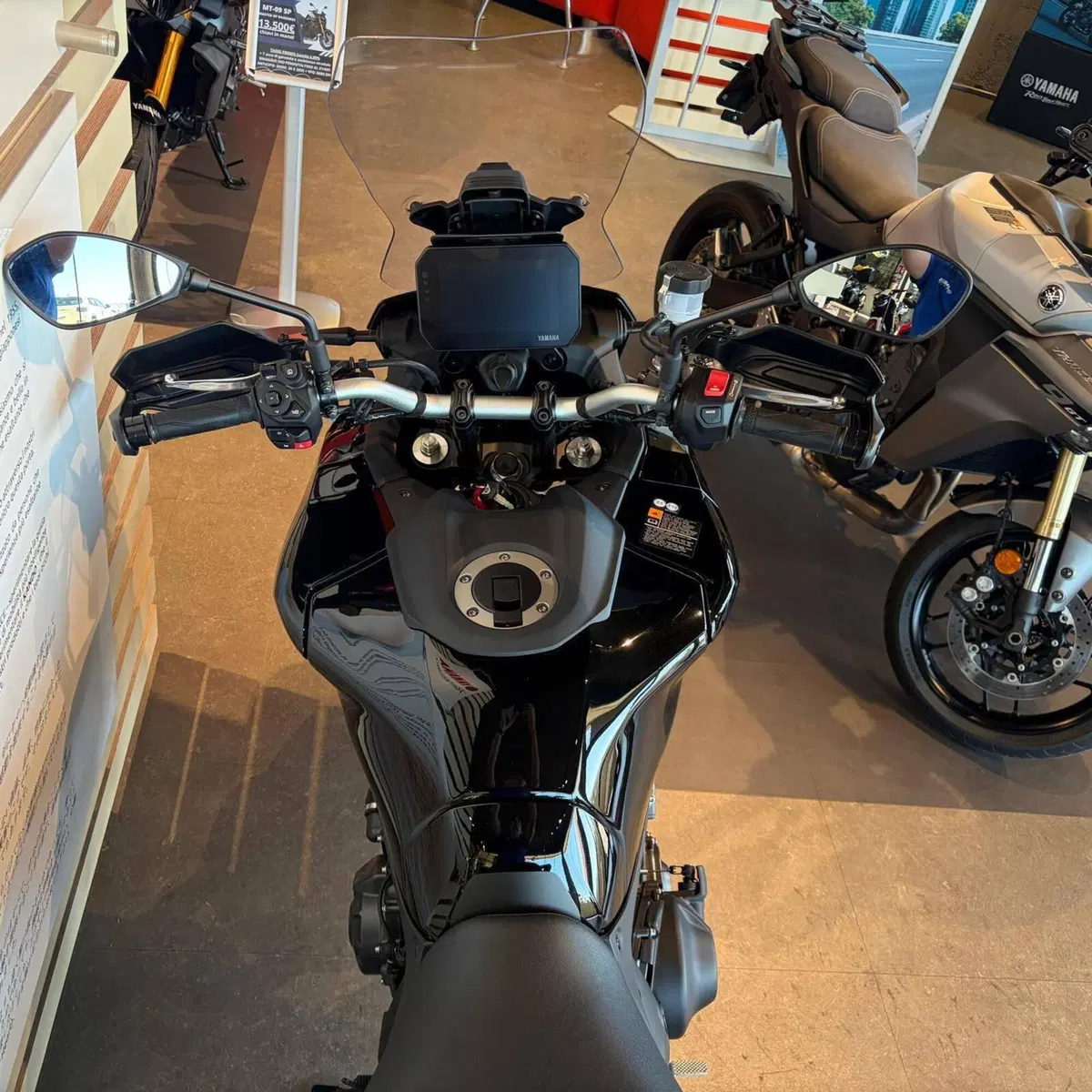 Yamaha Tracer 9 (2025 - 26) (3)
