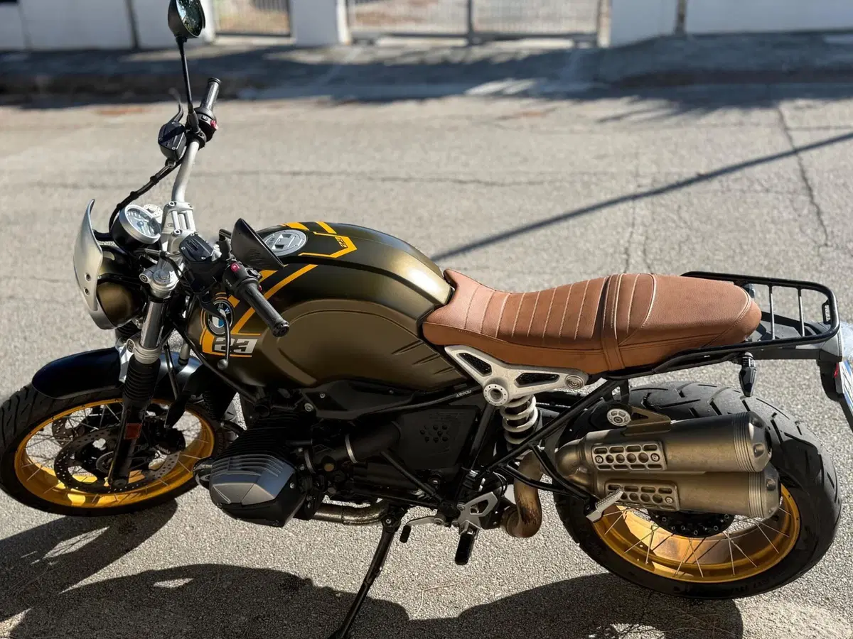 Bmw R nineT 100 Years (2023) (3)