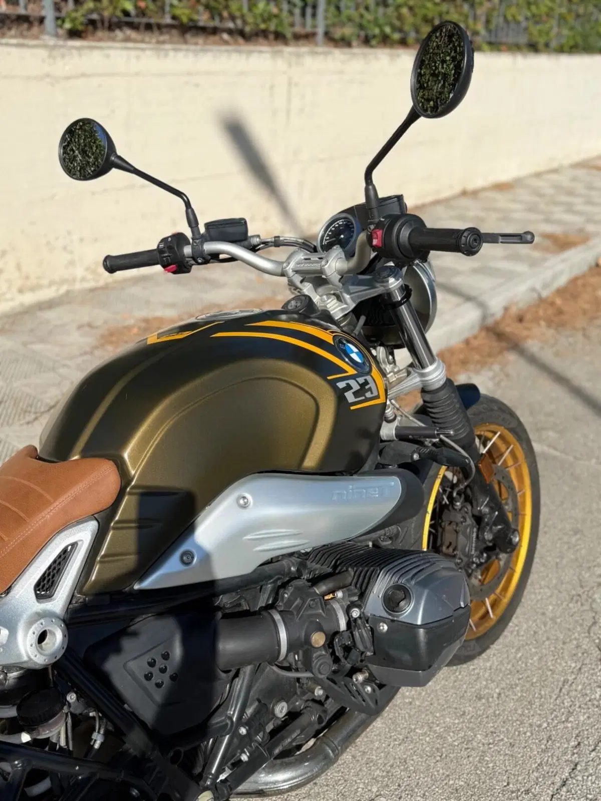 Bmw R nineT 100 Years (2023) (13)