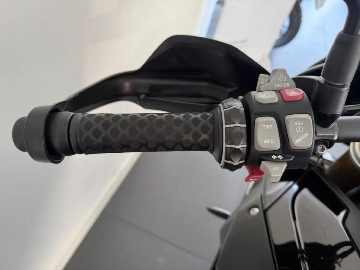 Bmw S 1000 XR (2017 - 19) (9)