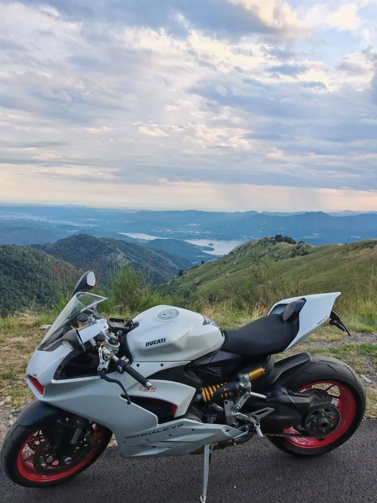Ducati Panigale V2 (2021 - 24) (2)