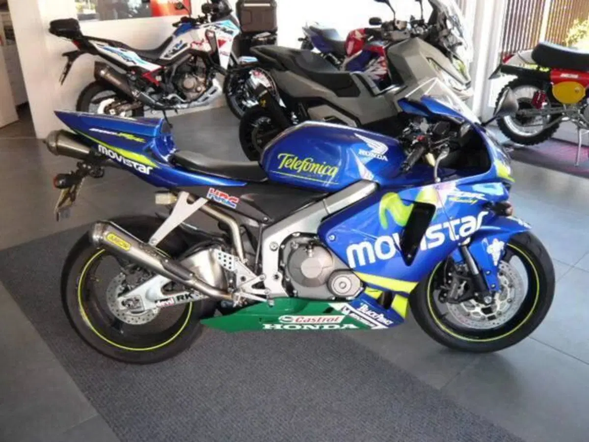 Honda CBR 600 RR (2005 - 06) (2)