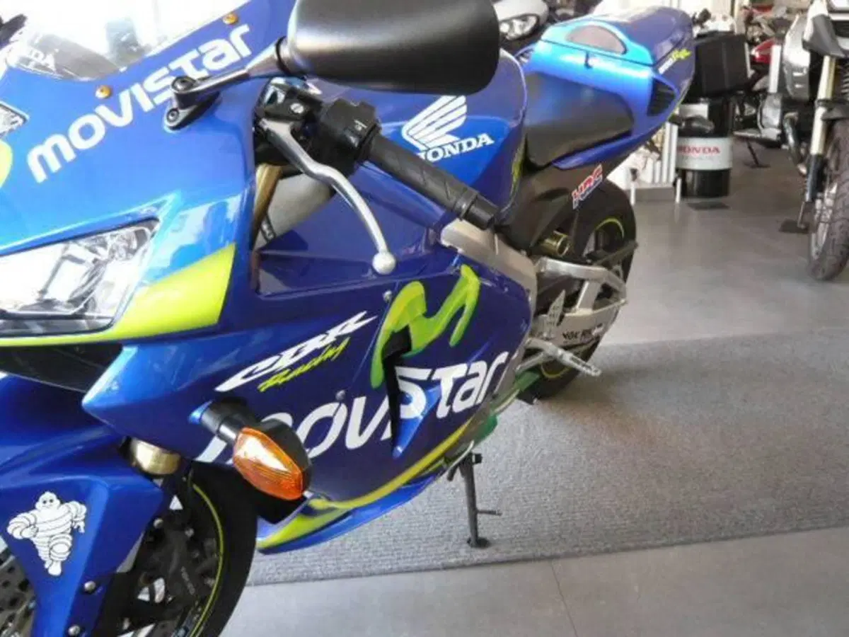 Honda CBR 600 RR (2005 - 06) (5)