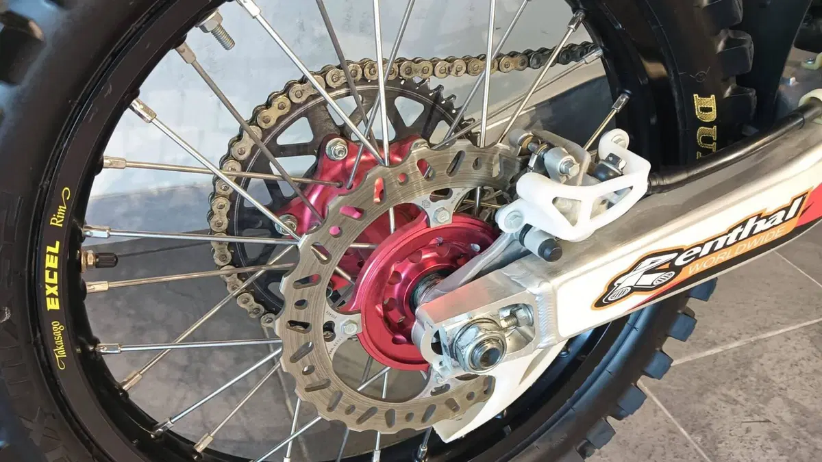 HM CRF 250 R (2013) (7)