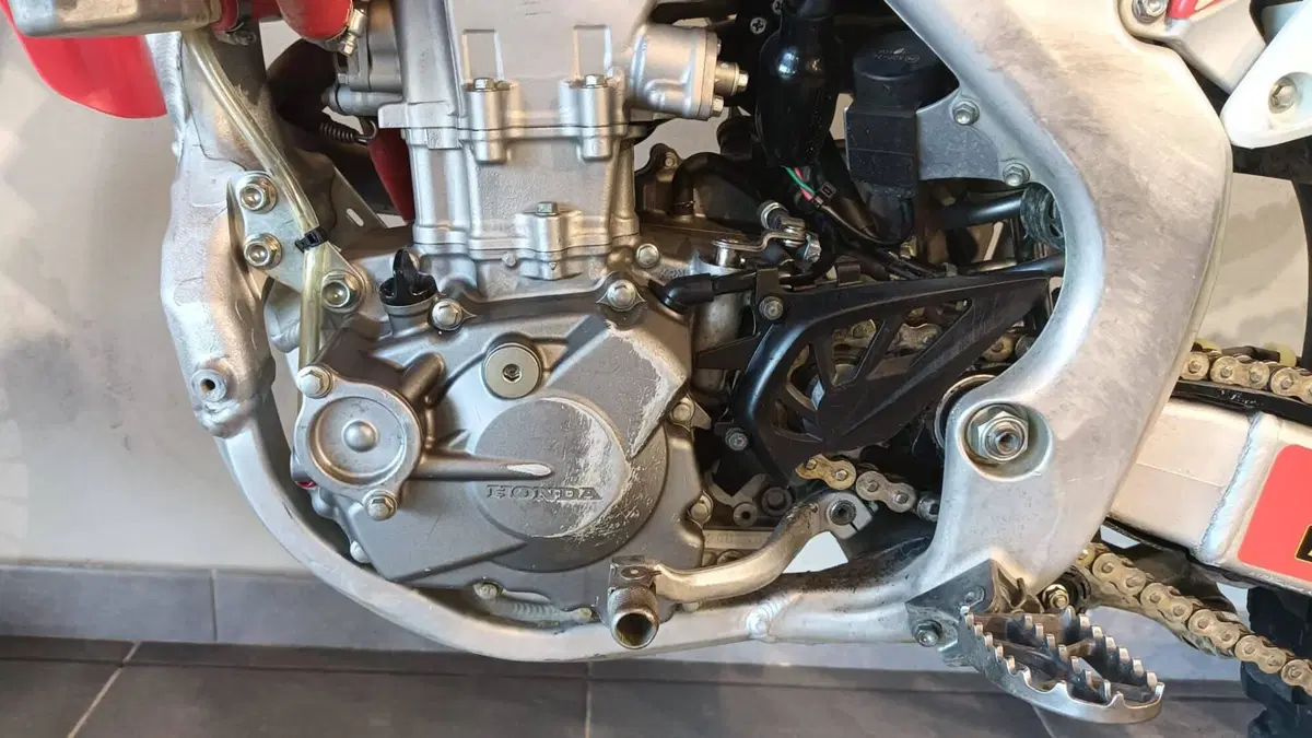 HM CRF 250 R (2013) (11)