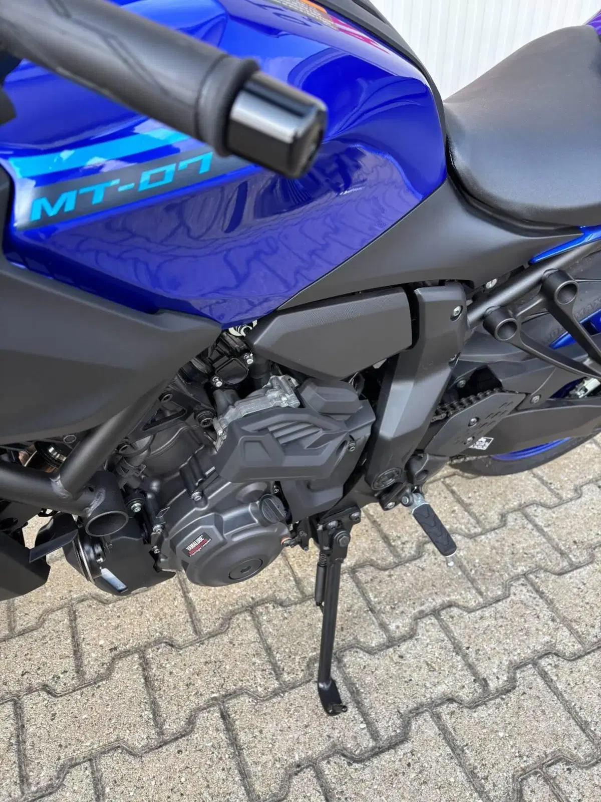 Yamaha MT-07 Y-AMT (2025 - 26) (4)