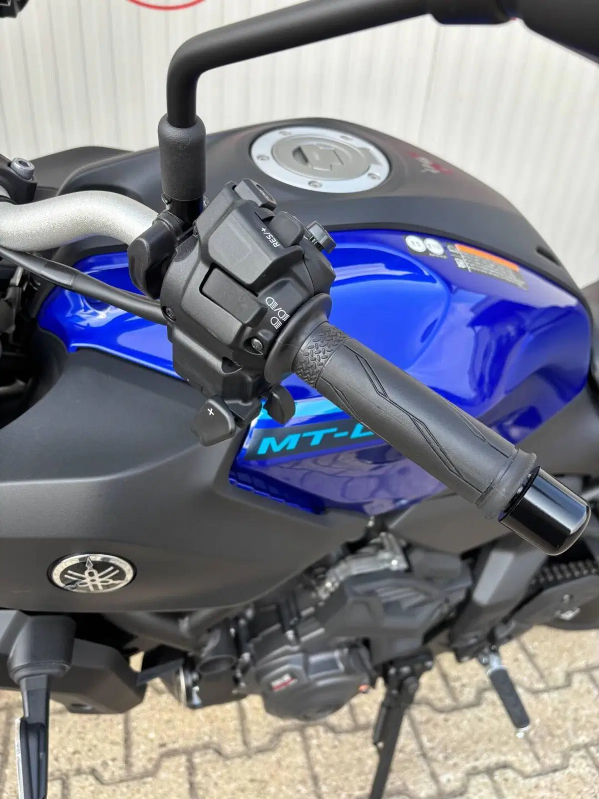 Yamaha MT-07 Y-AMT (2025 - 26) (5)