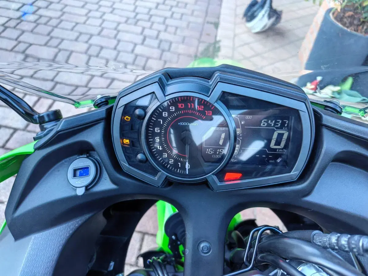 Kawasaki Ninja 650 (2017 - 19) (8)